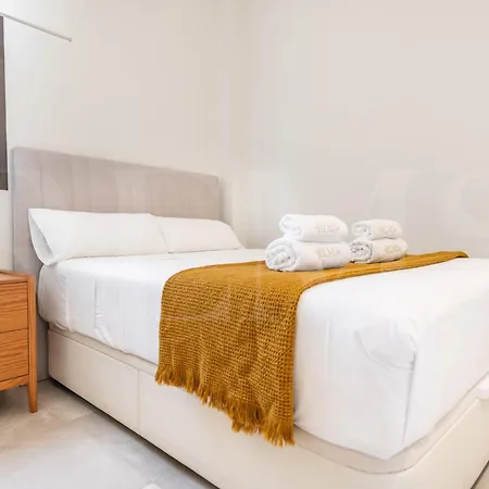 Gem With Stunning Port & Sea Views By Rems Appartement *