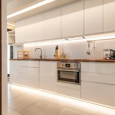 Gem With Stunning Port & Sea Views By Rems Málaga